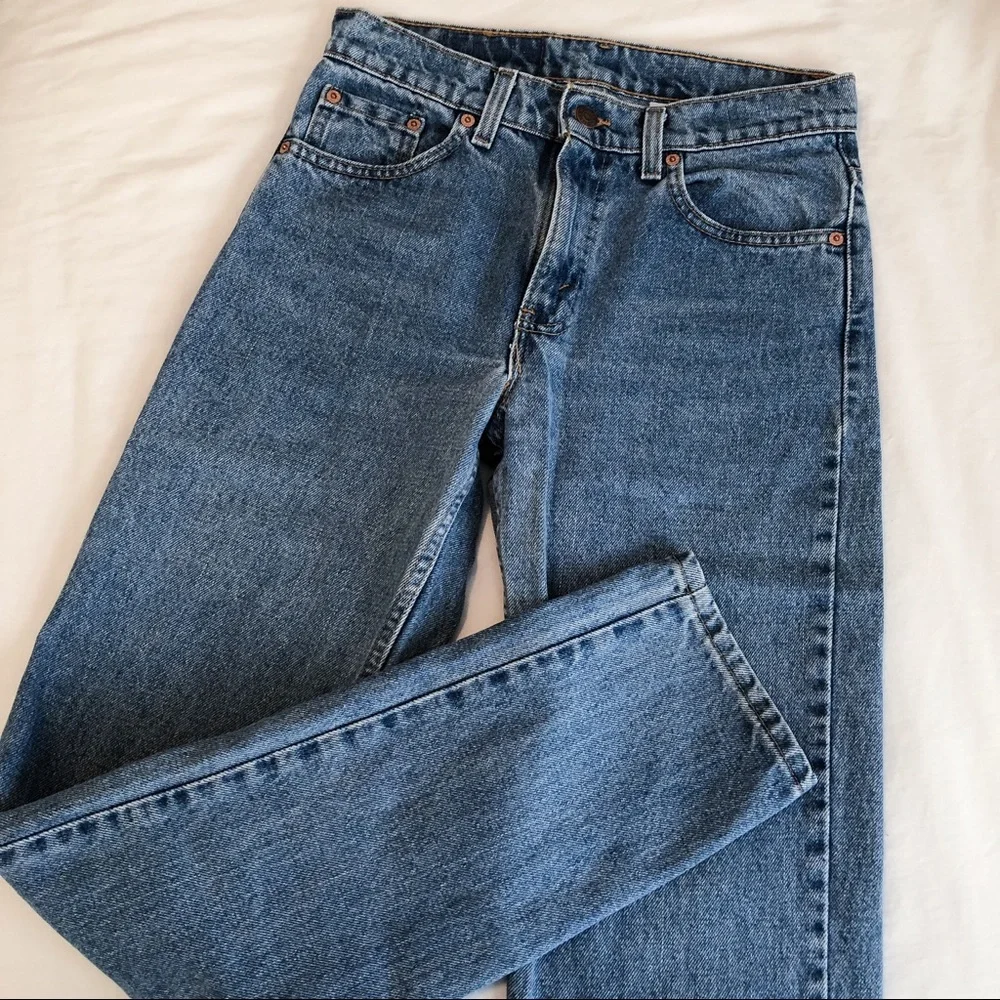 (Not Available) Medium Wash Levi’s - Picture 1 of 5